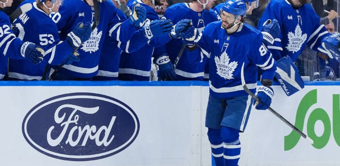 Top NHL Storylines From Week 1 of 2026-27: Marchenko, Barkov & More